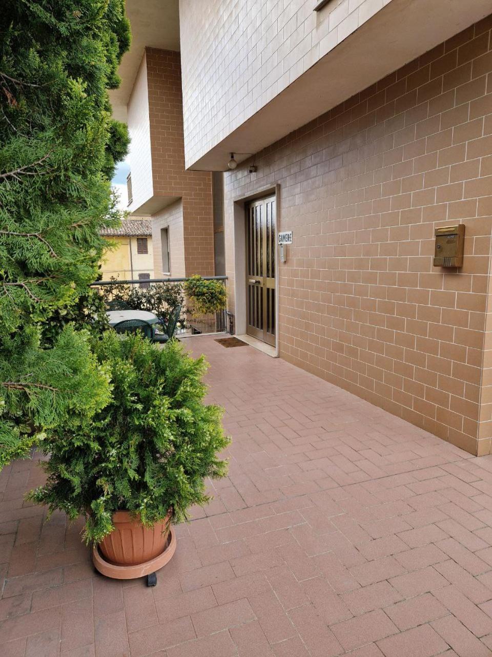 Affittacamere Via Carducci Gubbio Exterior photo
